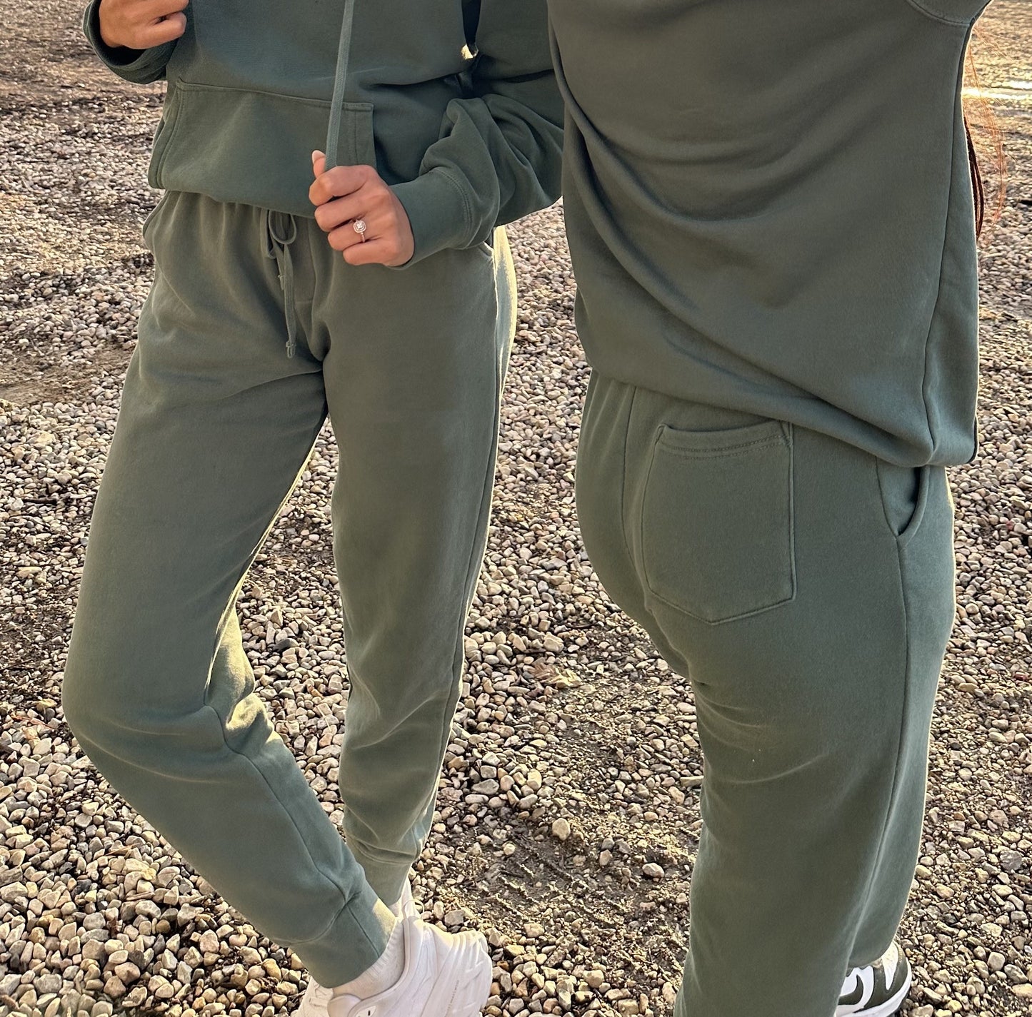 *pre order* PINE GREEN SWEATS